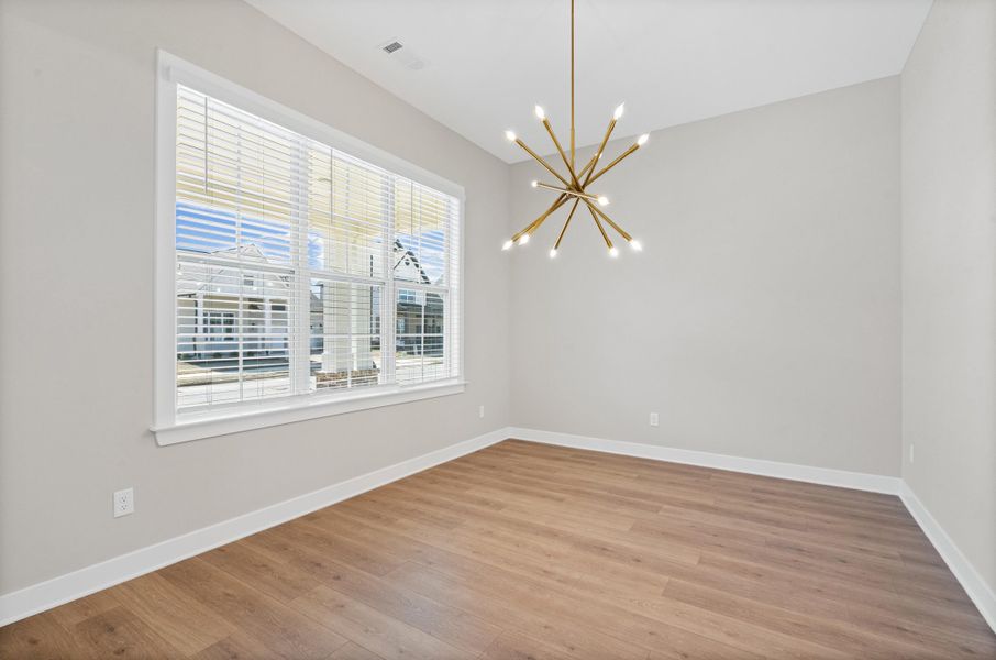 Spacious, unfurnished interior of a new home in Lockwood, Collierville (Image 15).