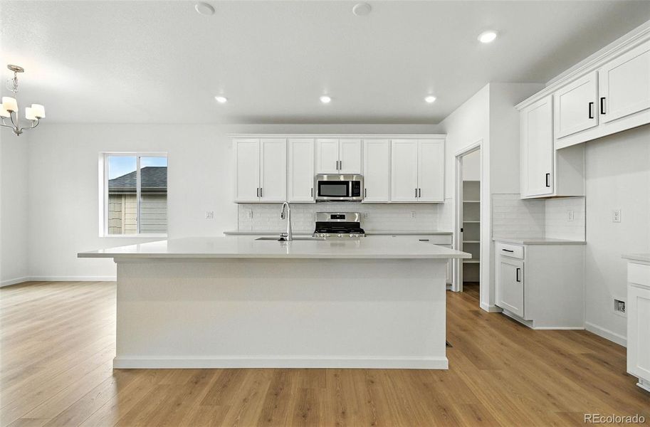 17075 W 92nd Loop ~ Ready Now