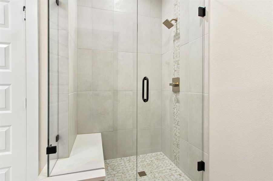 023-2028AldrichRoad-Celina-TX-75009-PrimaryBathroom.jpg-SMALL