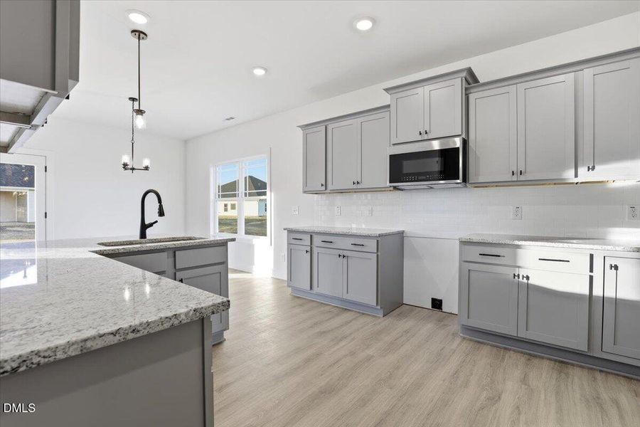 24-105 Brighton St-24