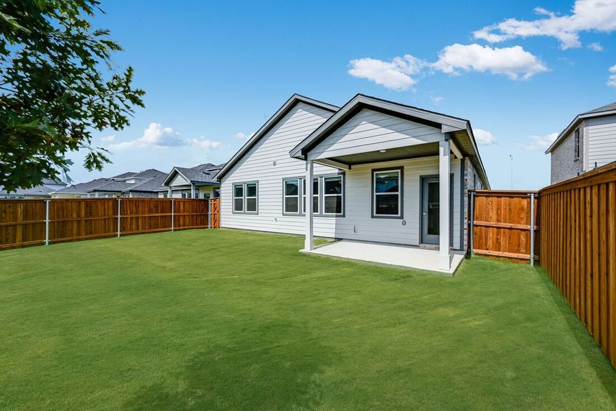 Exterior details and patio area of a home in Madero 50s, Fort Worth (Image 3). Exterior details and patio area of a home in Madero 50s, Fort Worth (Image 3).