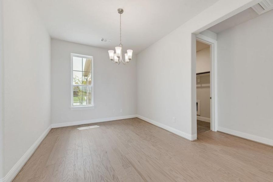 Spacious, unfurnished interior of a new home in Breezy Hill, Rockwall (Image 20). Spacious, unfurnished interior of a new home in Breezy Hill, Rockwall (Image 20).