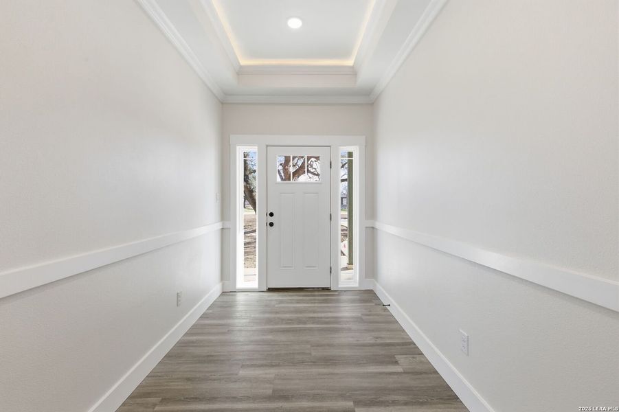 Spacious, unfurnished interior of a new home in Lonesome Dove, San Antonio (Image 34).