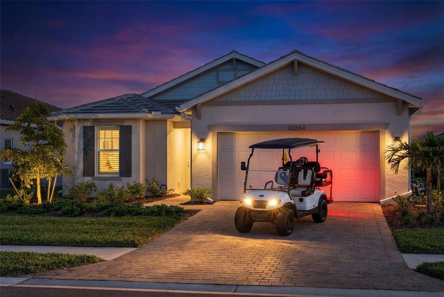 Image 65 of a home in .