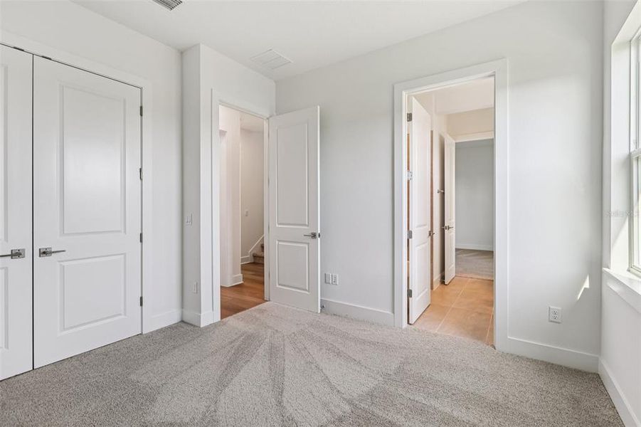 Spacious, unfurnished interior of a new home in Eagles Cove at Mirada, San Antonio (Image 40).