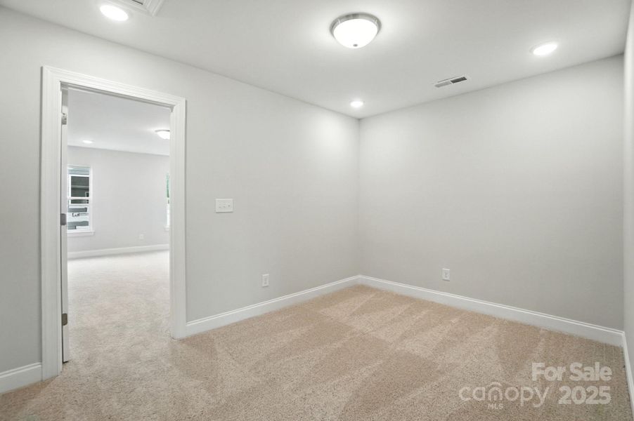 Spacious, unfurnished interior of a new home in Harrisburg Village, Harrisburg (Image 37). Spacious, unfurnished interior of a new home in Harrisburg Village, Harrisburg (Image 37).