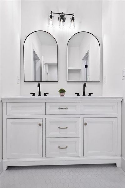 Furnished interior view inside a new home in , Atlanta (Image 19).