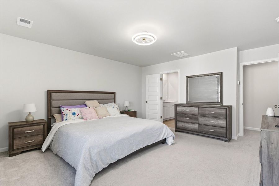 Furnished interior view inside a new home in Heron's Walk at Summers Corner: Carolina Collection, Summerville (Image 15). Furnished interior view inside a new home in Heron's Walk at Summers Corner: Carolina Collection, Summerville (Image 15).