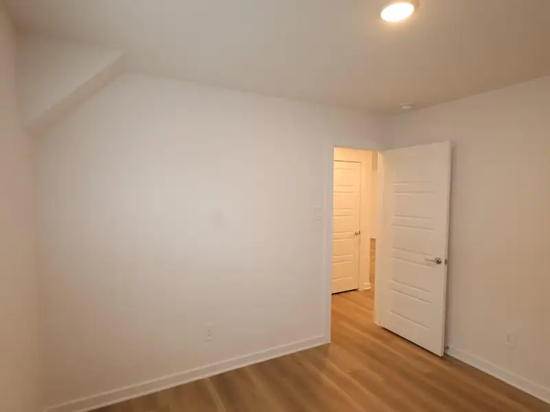 Spacious, unfurnished interior of a new home in Moran Ranch, Willis (Image 9).