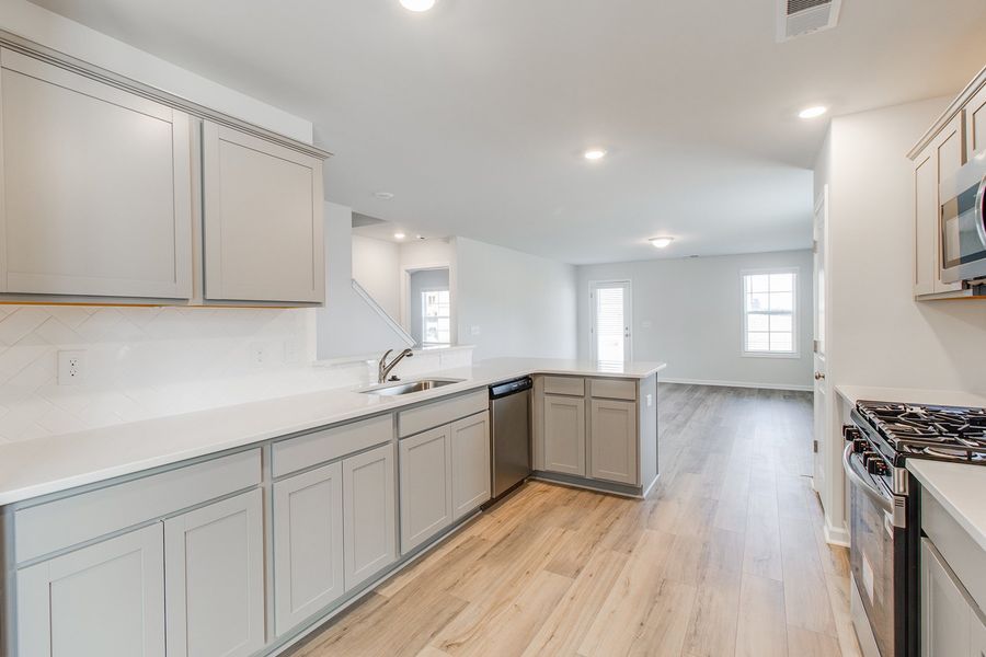 Furnished interior view inside a new home in Winston Point, Gilbert (Image 5). Furnished interior view inside a new home in Winston Point, Gilbert (Image 5).
