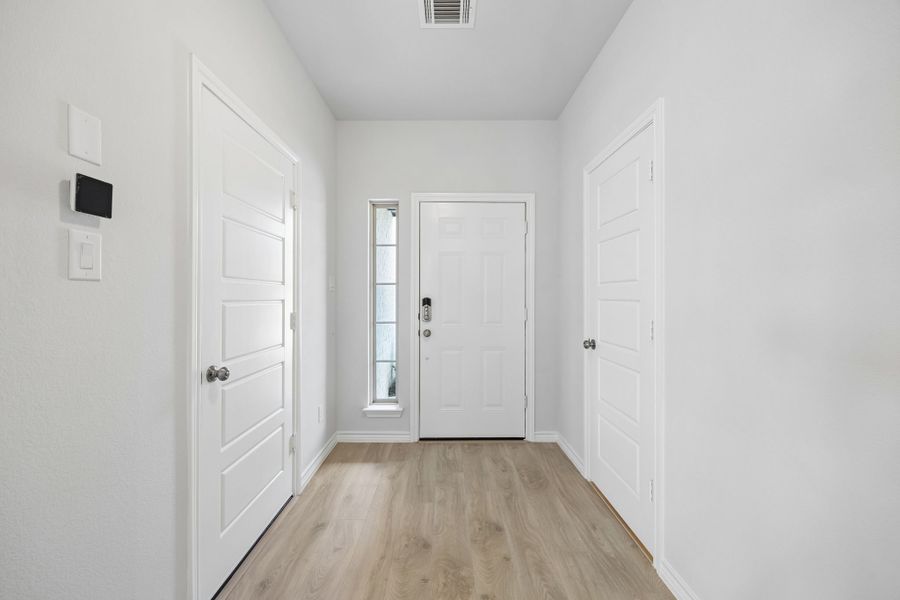 Spacious, unfurnished interior of a new home in Eagle Cove, Denton (Image 17). Spacious, unfurnished interior of a new home in Eagle Cove, Denton (Image 17).