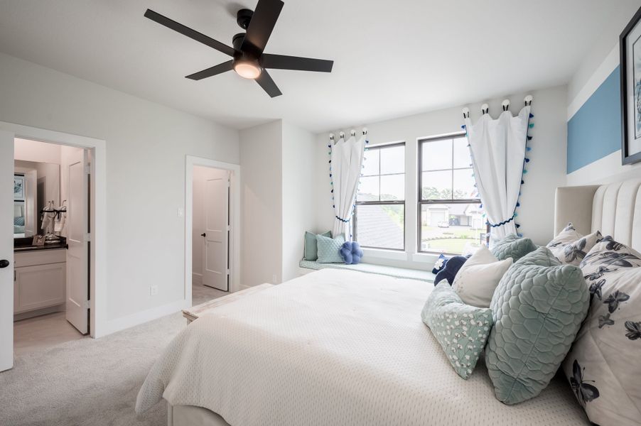 Image 65 representing the Meritage by Tri Pointe Homes in Legacy Grove, Montgomery, TX.