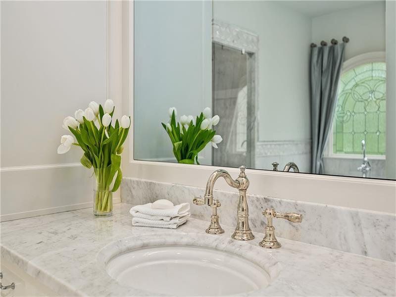 Close-up of interior finishes inside a home in Crossroads, Alpharetta (Image 19).