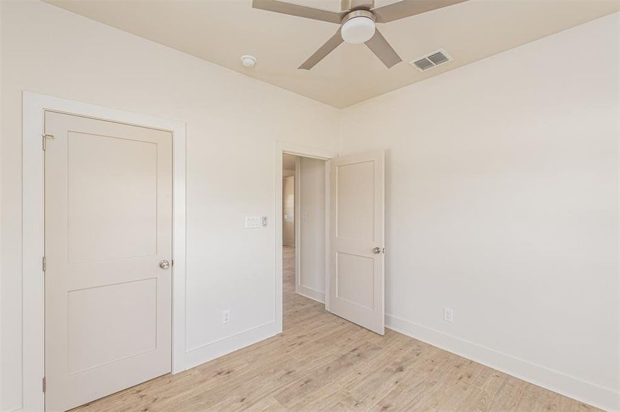 Spacious, unfurnished interior of a new home in , Wills Point (Image 12).