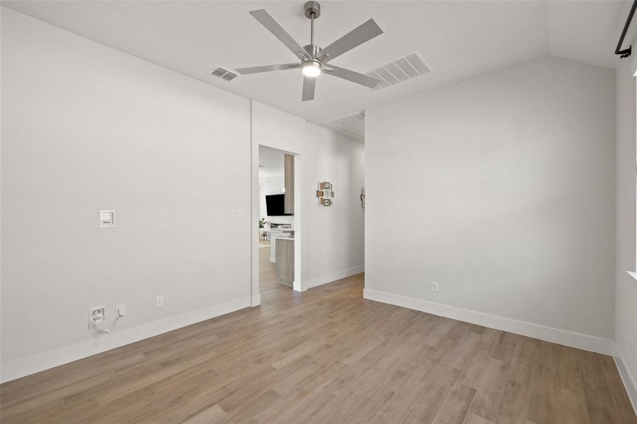 Spacious, unfurnished interior of a new home in Sweetwater, Austin (Image 23).