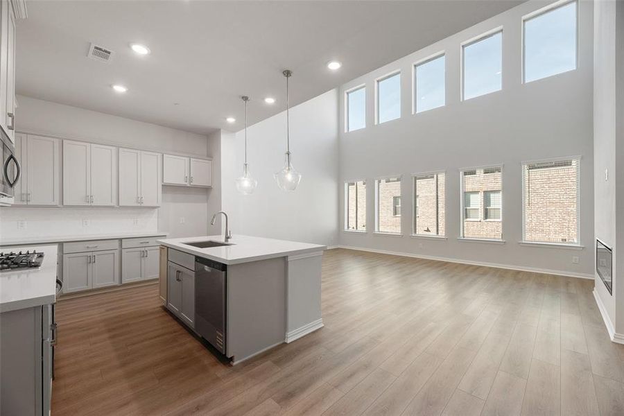 Furnished interior view inside a new home in , Frisco (Image 13).