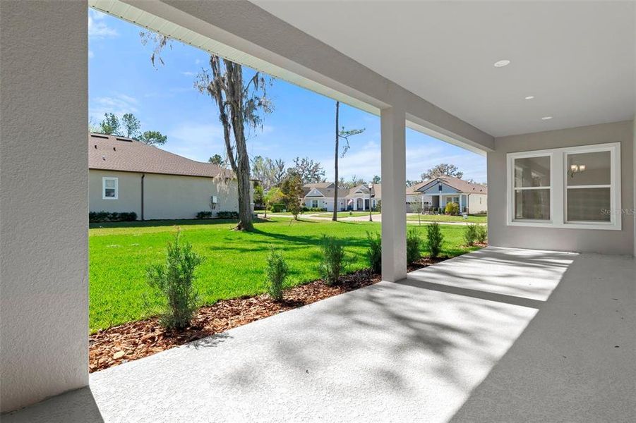 Exterior details and patio area of a home in Southern Hills Plantation, Brooksville (Image 3). Exterior details and patio area of a home in Southern Hills Plantation, Brooksville (Image 3).