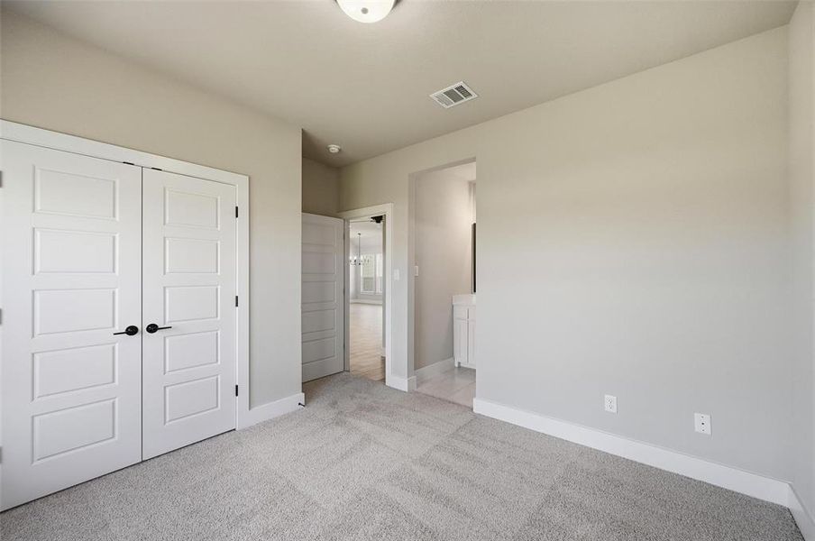 Spacious, unfurnished interior of a new home in Whispering Winds, Reno (Image 14).