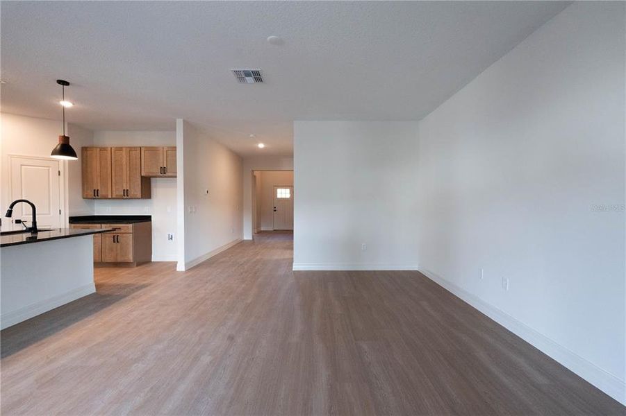 Spacious, unfurnished interior of a new home in , Tavares (Image 23).