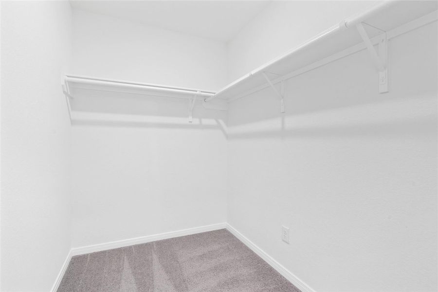 Spacious, unfurnished interior of a new home in Vida Costera, Texas City (Image 23).