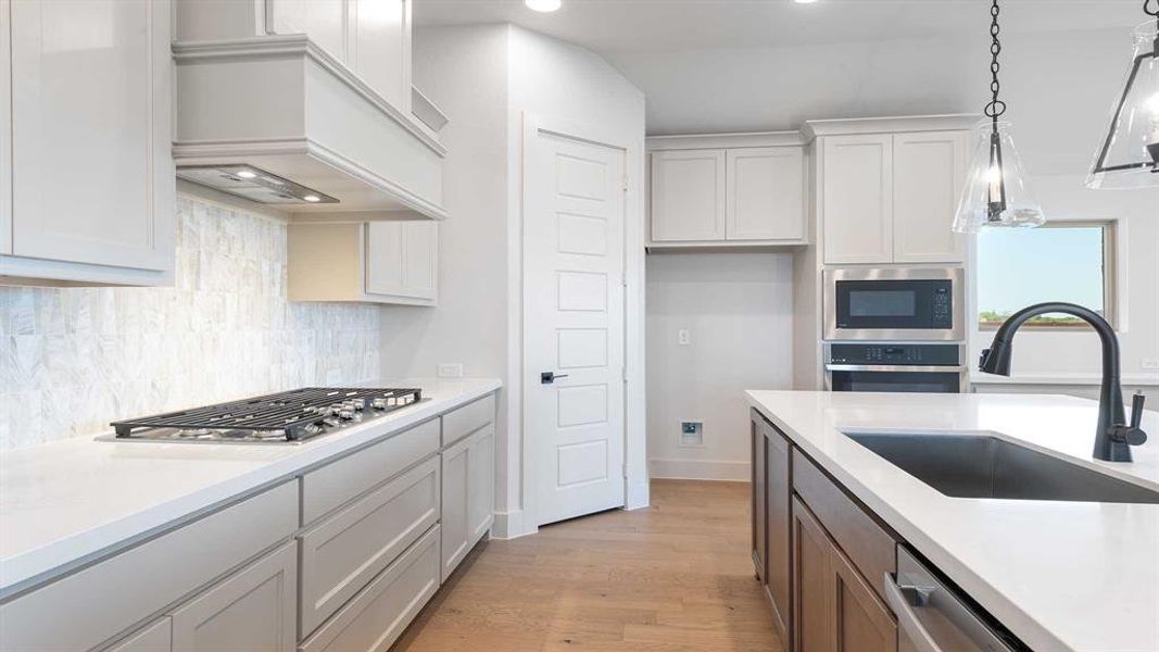 Furnished interior view inside a new home in Mosaic 50', Celina (Image 5). Furnished interior view inside a new home in Mosaic 50', Celina (Image 5).