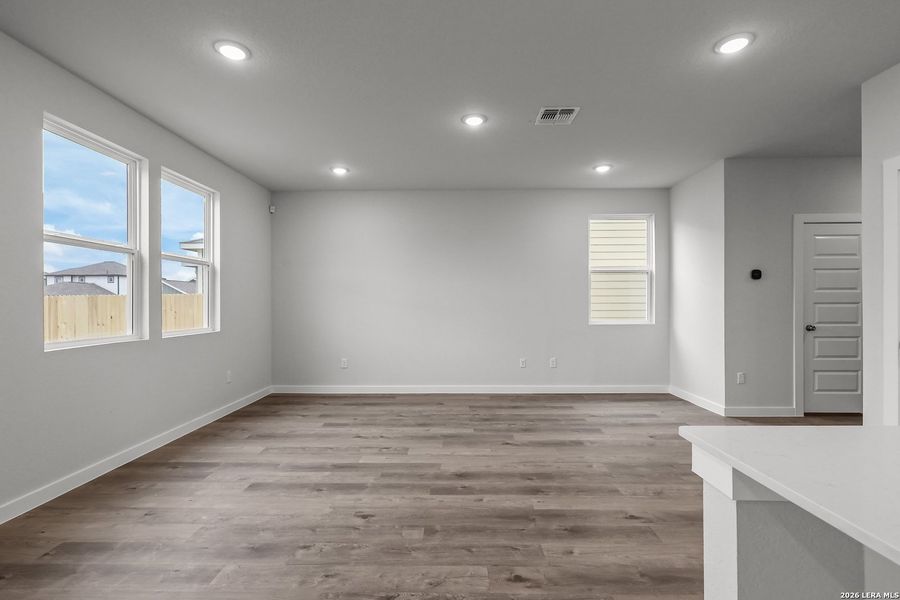 Spacious, unfurnished interior of a new home in Millican Grove, San Antonio (Image 31). Spacious, unfurnished interior of a new home in Millican Grove, San Antonio (Image 31).