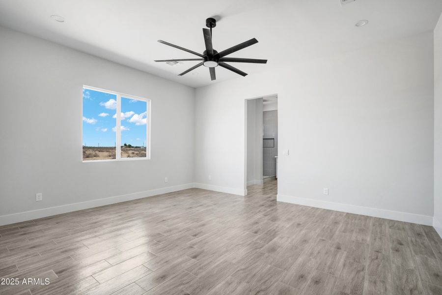 Listing Pictures -46