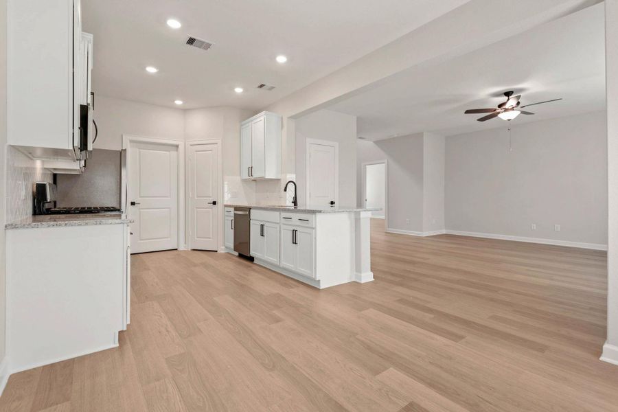 Furnished interior view inside a new home in Magnolia Woods, Magnolia (Image 7).