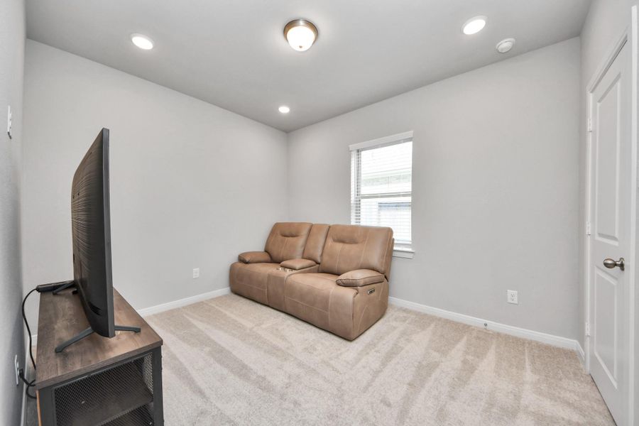 Fourth guest bedroom view.