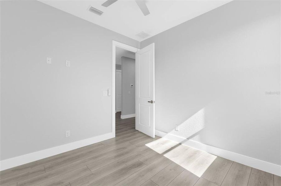 Spacious, unfurnished interior of a new home in , Punta Gorda (Image 39).