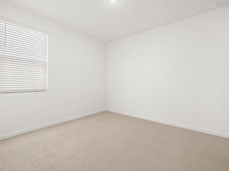 Spacious, unfurnished interior of a new home in Mountain View Estates Signature Series, Buckeye (Image 14).