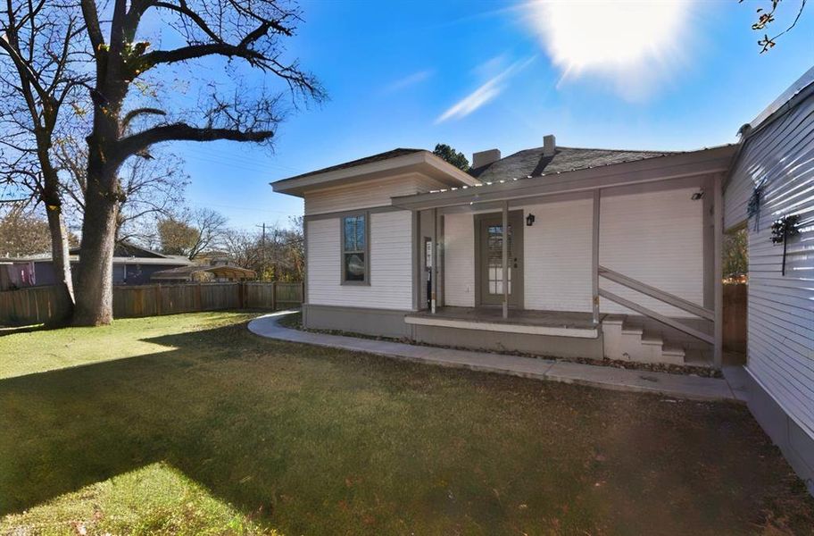 Exterior details and patio area of a home in , Alba (Image 25).