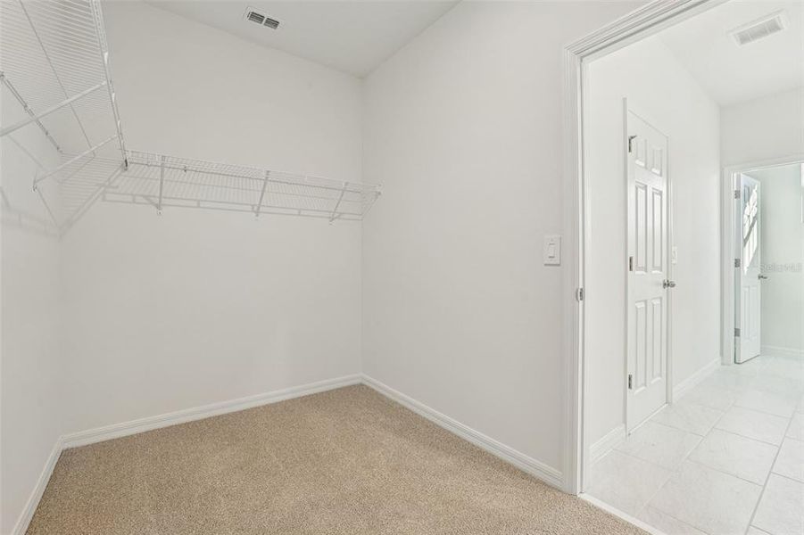 Spacious, unfurnished interior of a new home in The Meadow at Crossprairie Bungalows, St. Cloud (Image 34).