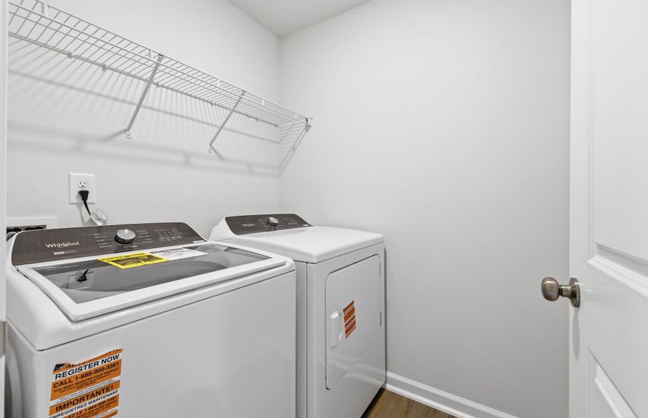 Close-up of interior finishes inside a home in Flemingfield, Greensboro (Image 20).