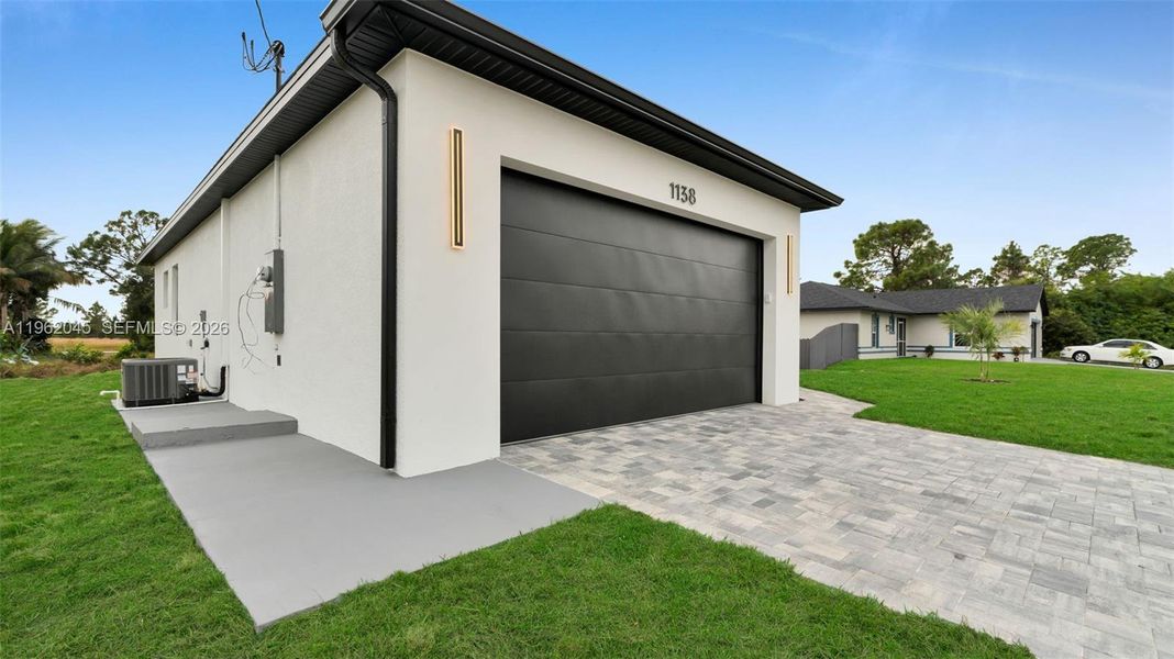 Exterior details and patio area of a home in , Lehigh Acres (Image 31).