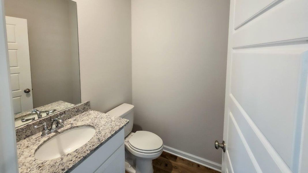 Image 18 of a home in Misting Springs.