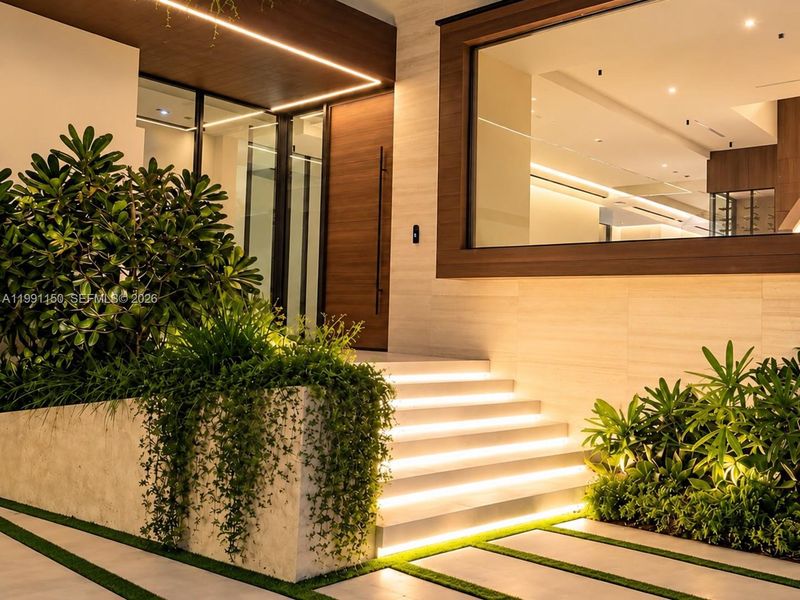 Exterior details and patio area of a home in , Miami Beach (Image 25).