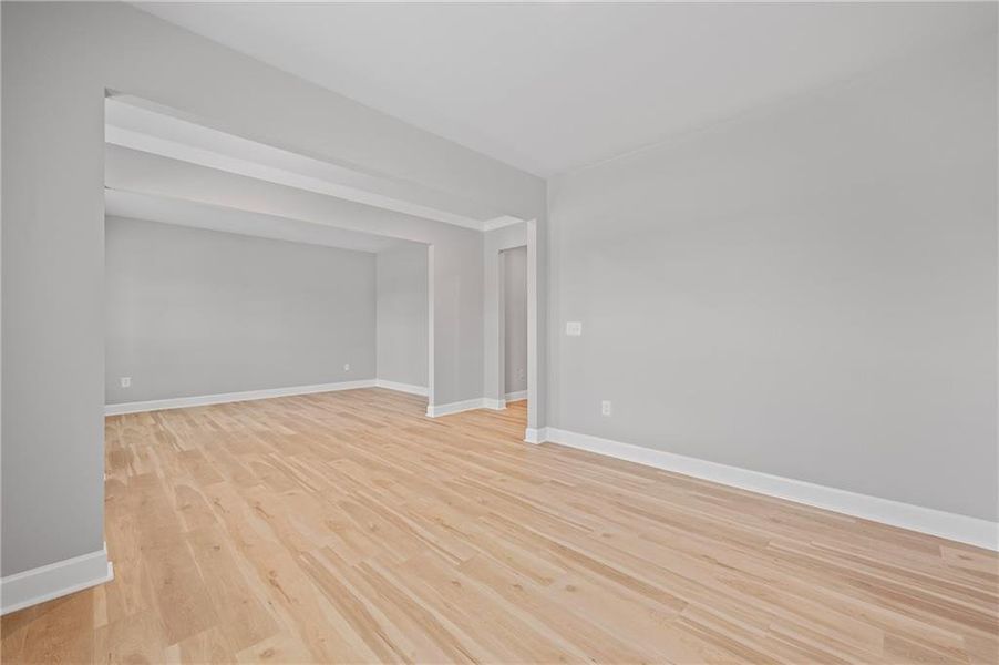 Spacious, unfurnished interior of a new home in Anderson Point Estates, McDonough (Image 39).