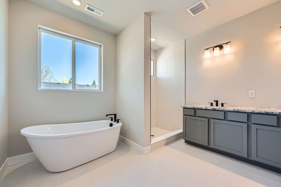 Elizabeth, CO New Home.  - Slide 17