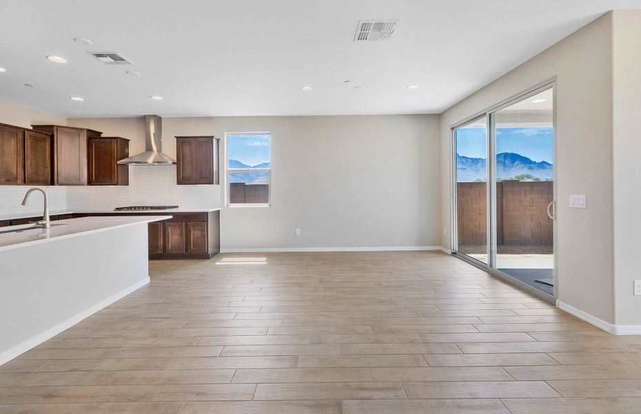 Quick Move-In Home Quick Move-In Home