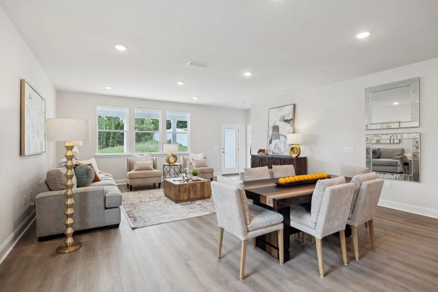 Living Room | For representation purposes only. Options and layout may vary by community and home plan. Living Room | For representation purposes only. Options and layout may vary by community and home plan.