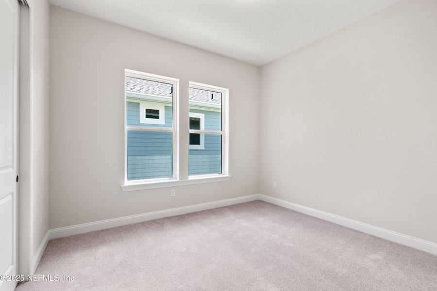 Spacious, unfurnished interior of a new home in Madeira, St. Augustine (Image 16).