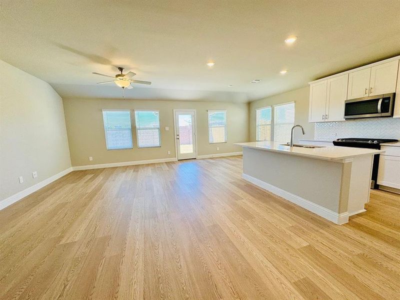 Spacious, unfurnished interior of a new home in Trails of Lavon - Signature Series, Lavon (Image 13).