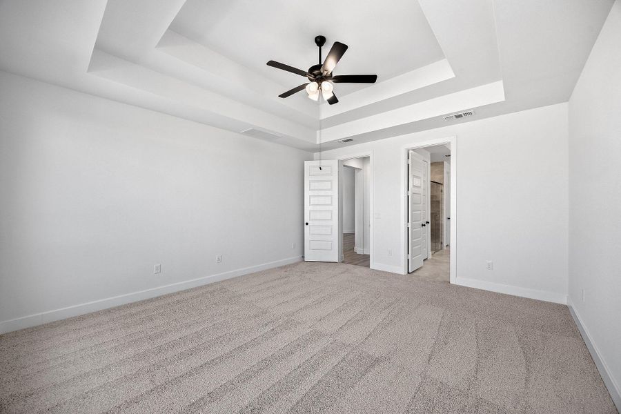 Spacious, unfurnished interior of a new home in Nolina, Georgetown (Image 26).