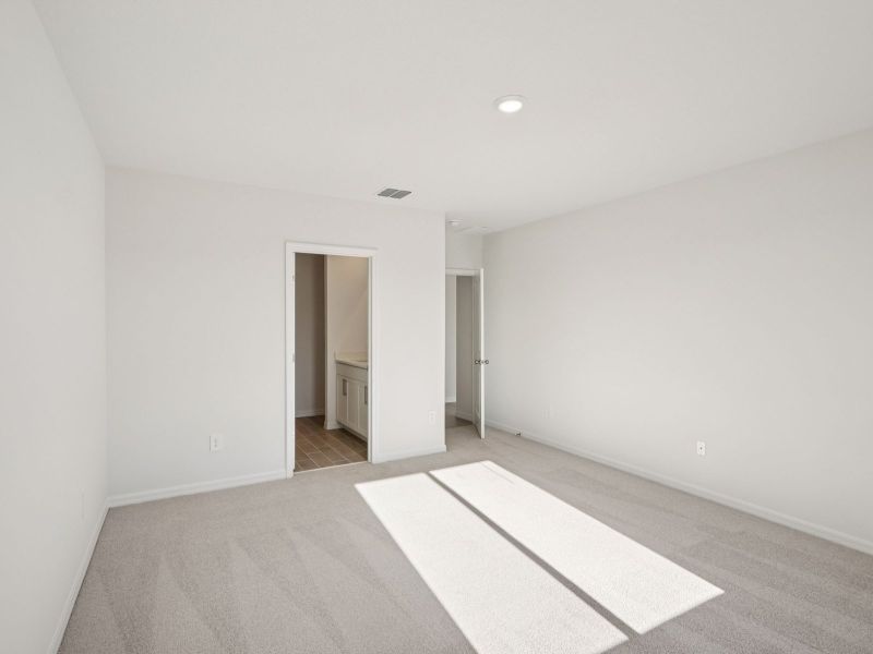 Spacious, unfurnished interior of a new home in Oakfield Trails - Classic Series, Parrish (Image 14).