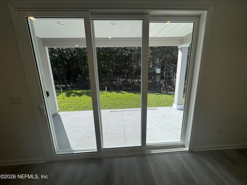 Spacious, unfurnished interior of a new home in Hyland Trail, Green Cove Springs (Image 23).