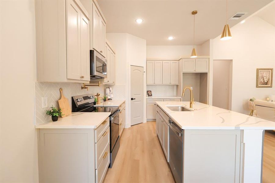 Furnished interior view inside a new home in , Fort Worth (Image 26). Furnished interior view inside a new home in , Fort Worth (Image 26).