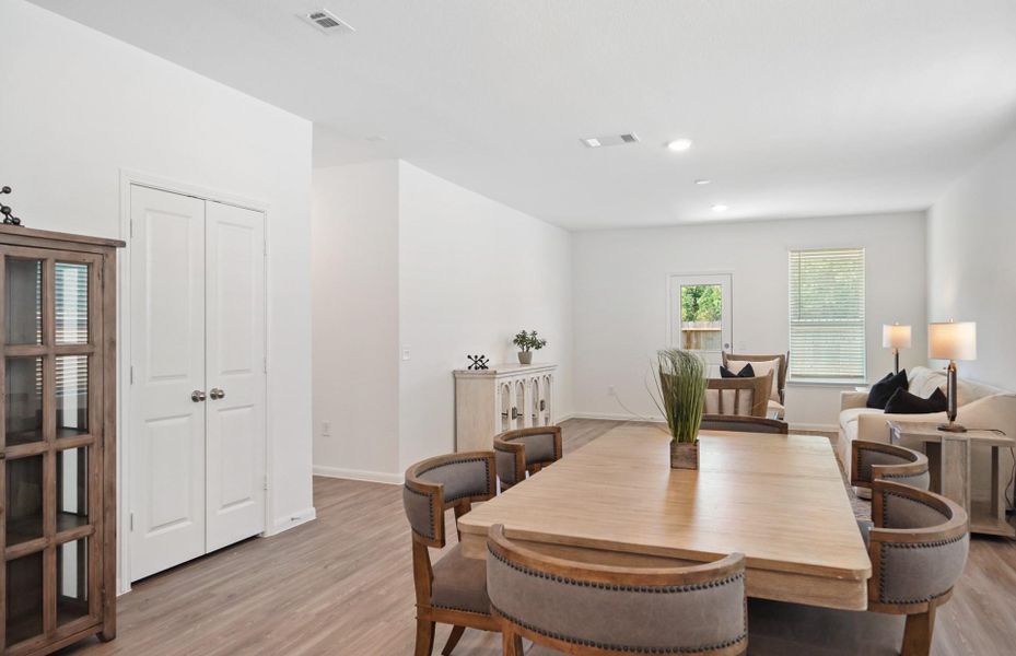 MODEL HOME images may NOT be consistent with the finished product. MODEL HOME images may NOT be consistent with the finished product.