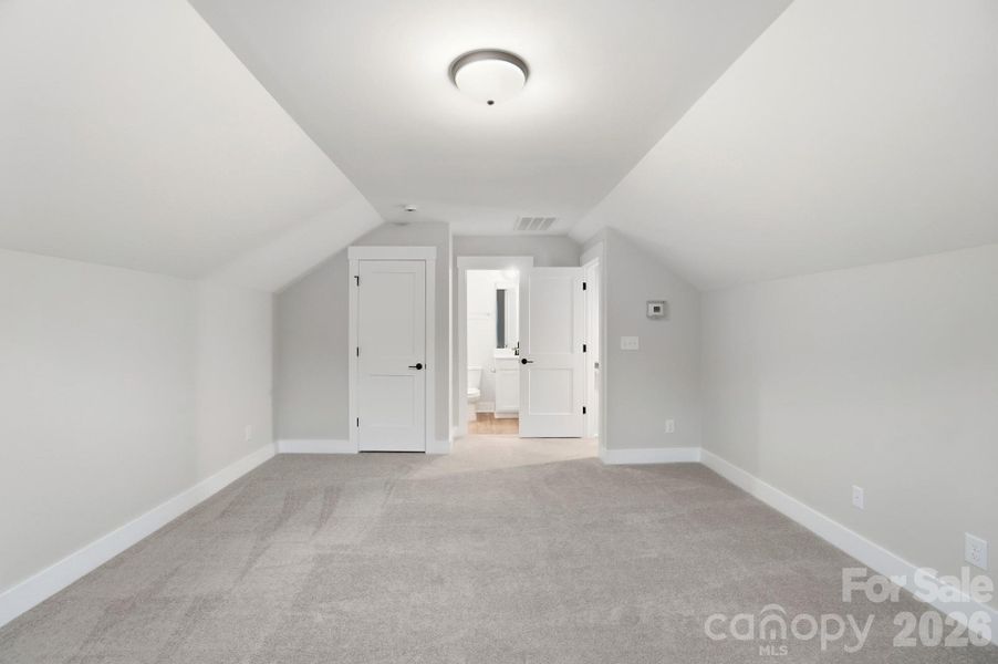 Spacious, unfurnished interior of a new home in Summerlin, Mooresville (Image 15). Spacious, unfurnished interior of a new home in Summerlin, Mooresville (Image 15).