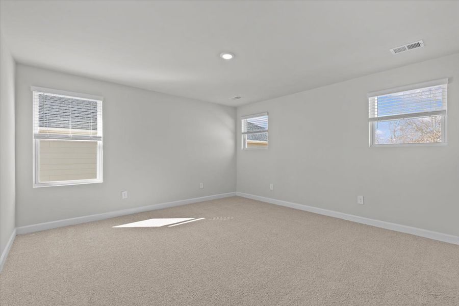 Spacious, unfurnished interior of a new home in Cedar Shoals – Heritage Collection, Piedmont (Image 22).